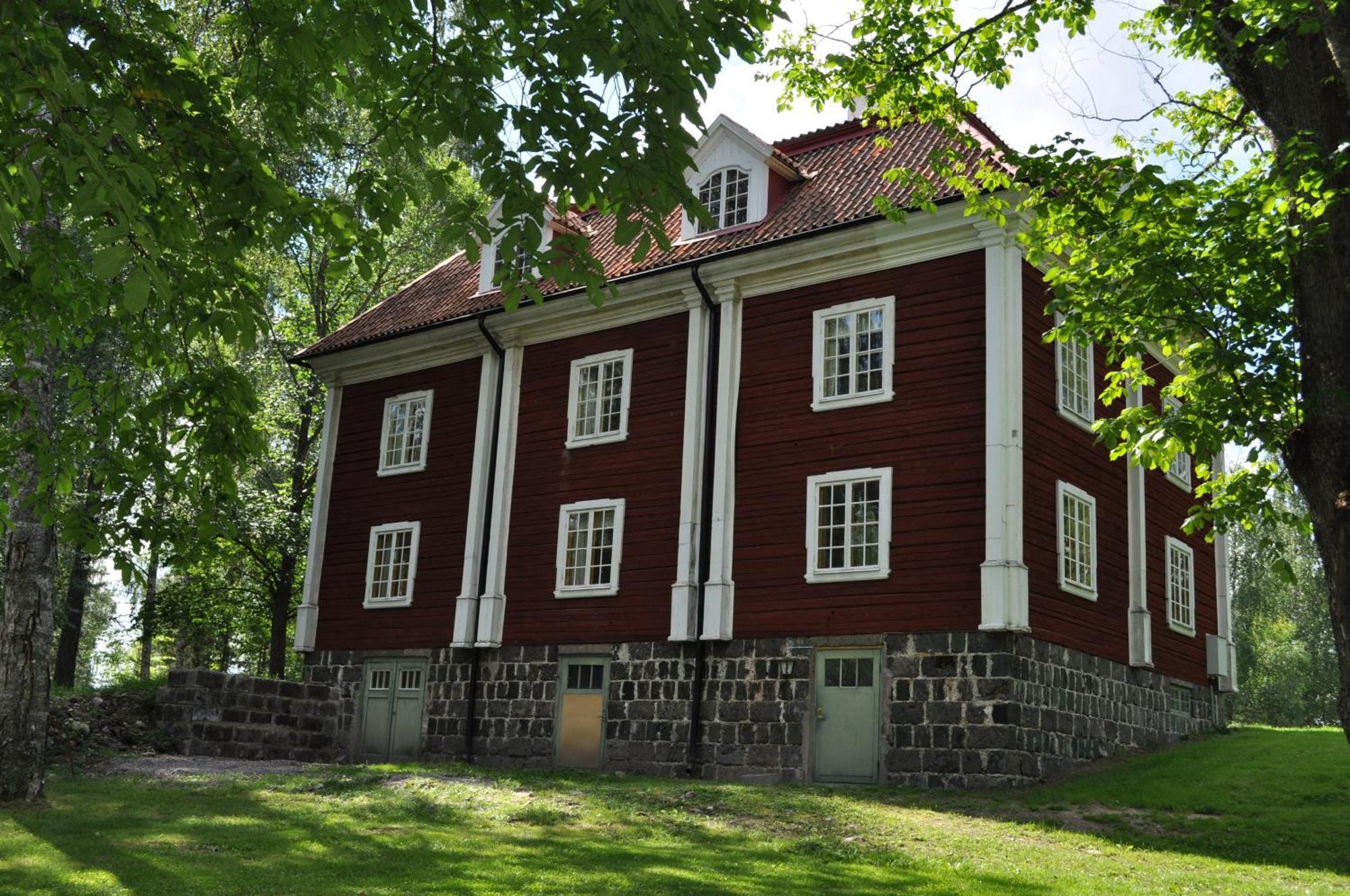 Vandrarhemmet Tallbacka/Aengelsberg Hostel Angelsberg Exterior photo